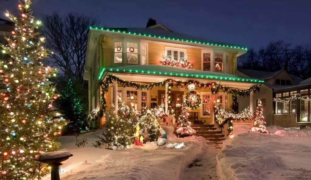 Holiday Light Installation Costs